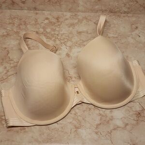 Savage 40DD beige underwire bra slighly lined